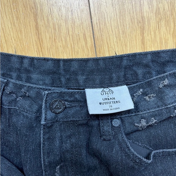 UNIFxURBAN OUTFITTERS distressed denim - Picture 5 of 7